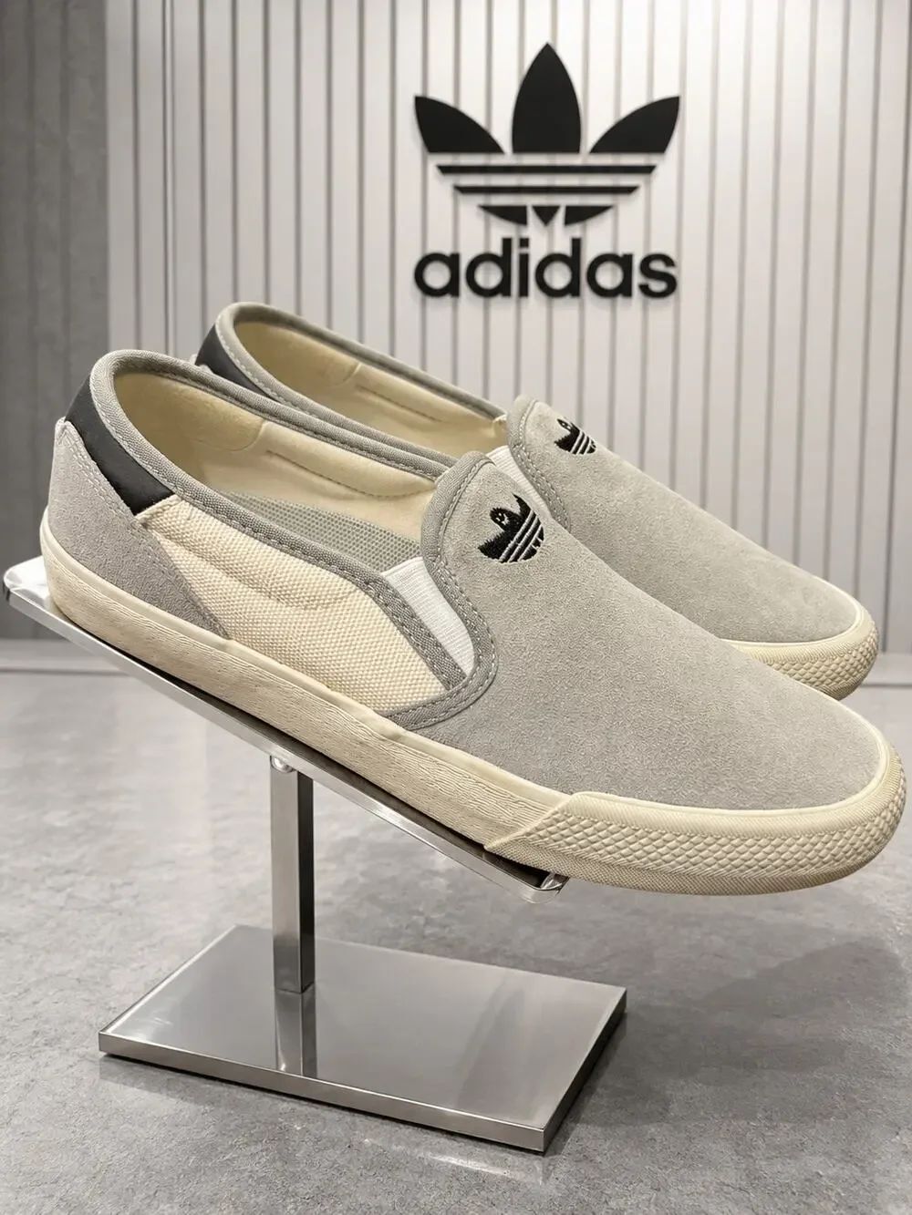adidas Shmoofoil Slip-On Solid Grey Skate Shoes Men’s 10 IG5267